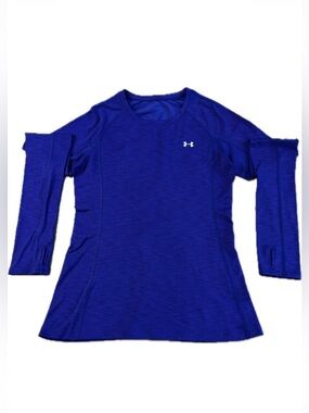 💕 Women’s Under Armour Cold Gear long sleeve crew performance top in size small